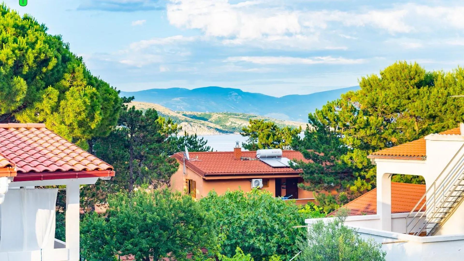 Apartments Dreamland Baska  0*, Baska (Krk) Croatia